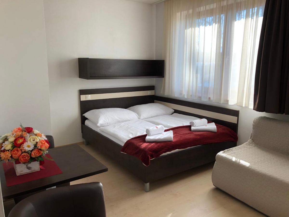 Apartman Eden Bešeňová Екстериор снимка