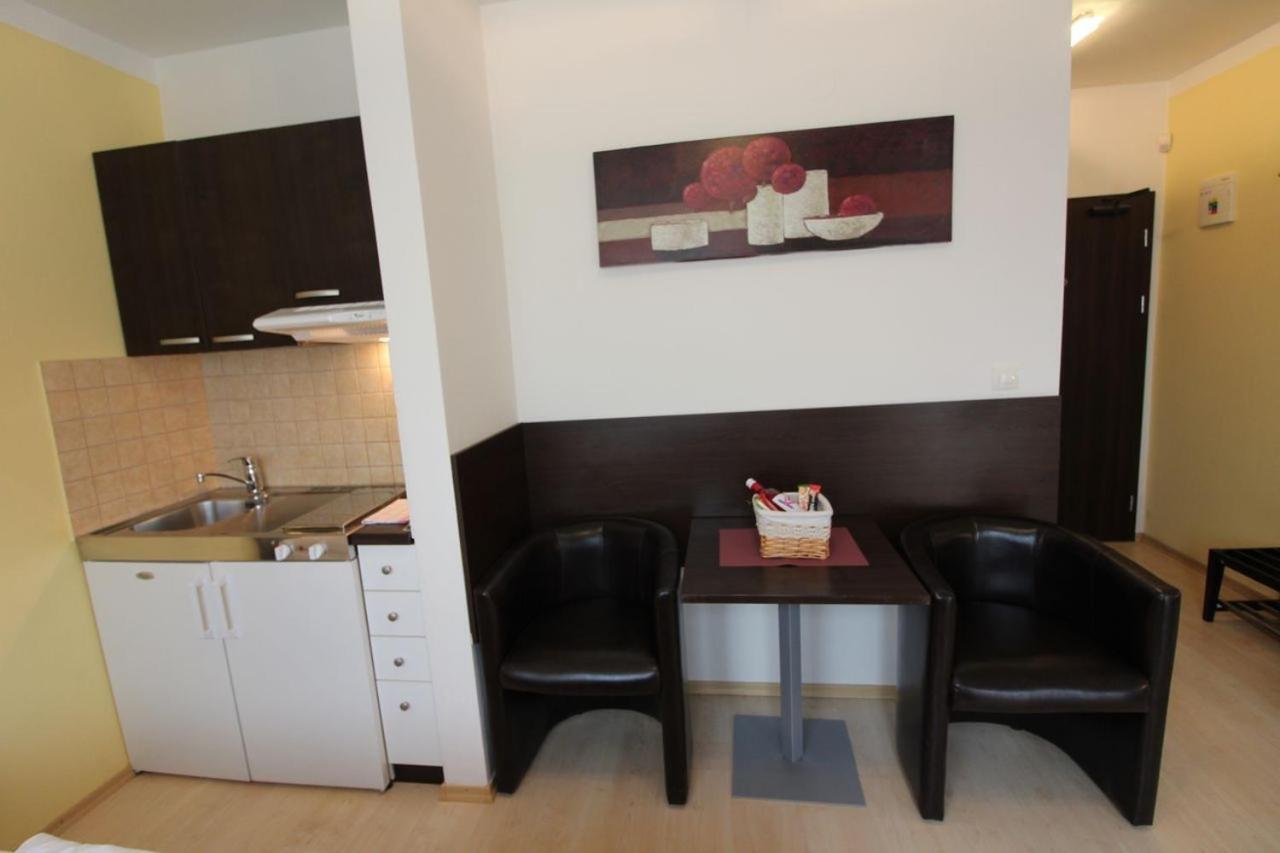 Apartman Eden Bešeňová Екстериор снимка